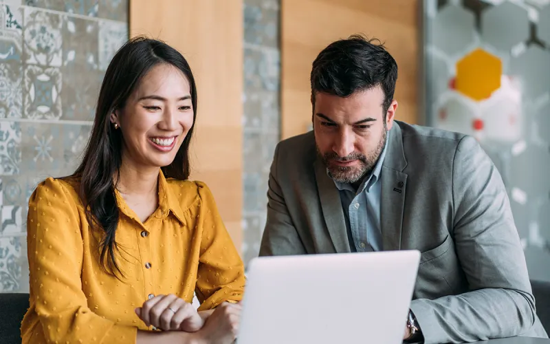 2025-06-12_Hero-Half_choosing-health-benefit-plan-your-business