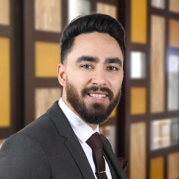 Financial Advisor Shervin Morasaneshan